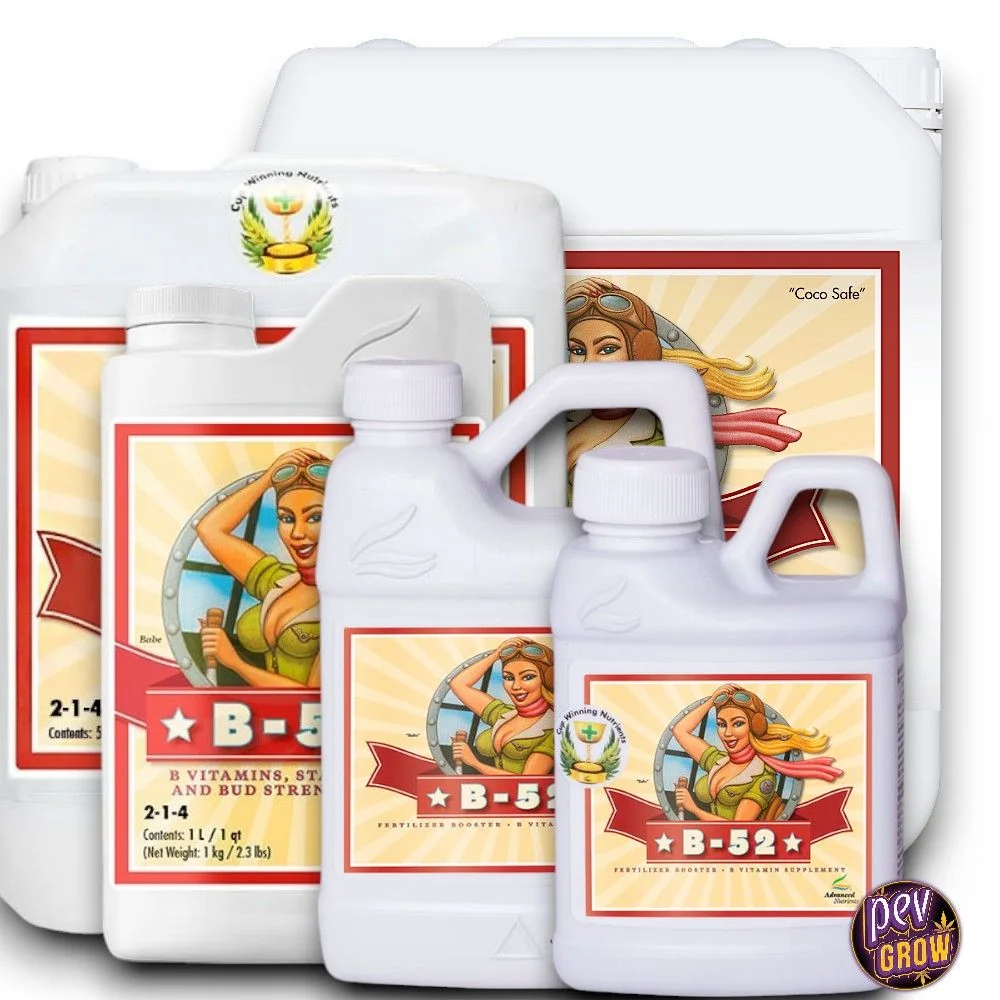 Selección de envases blancos de B-52 Advanced Nutrients en distintos tamaños, con etiquetas rojas y amarillas sobre fondo blanco.