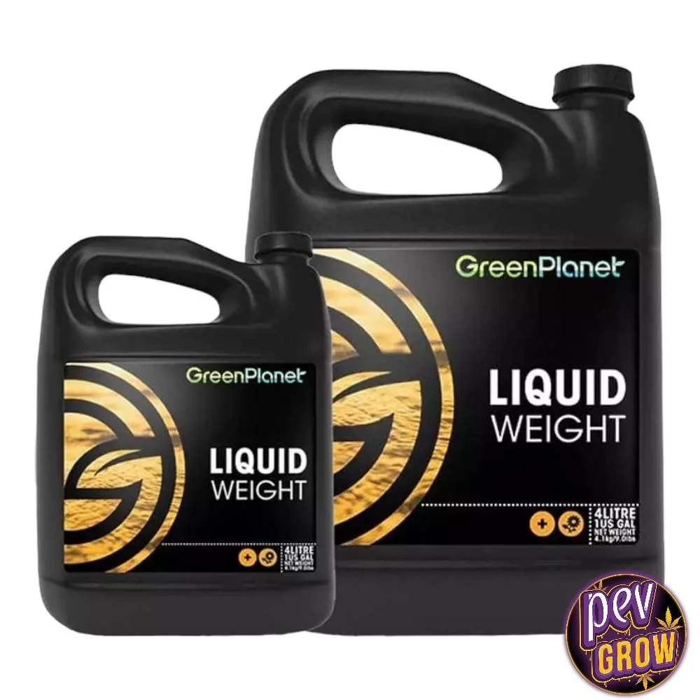 Envases negros de Liquid Weight GreenPlanet en distintos tamaños, con asa, tapón y etiquetas negras con motivos dorados.