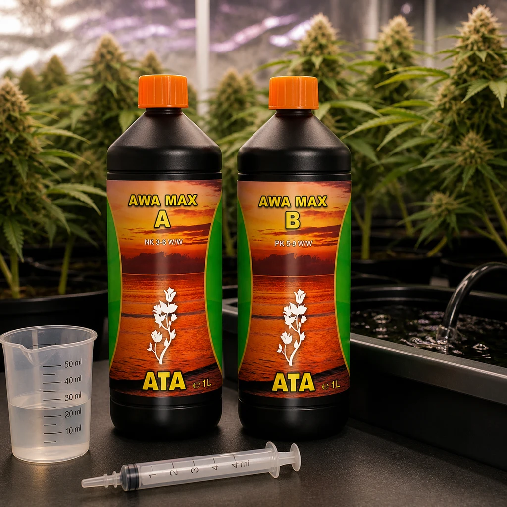 Botellas Atami Awa Max A y B con tapones naranjas, junto a un vaso graduado y una jeringa, ante plantas y una bandeja con agua. Botellas Atami Awa Max A y B con tapones naranjas, junto a un vaso graduado y una jeringa, ante plantas y una bandeja con agua.