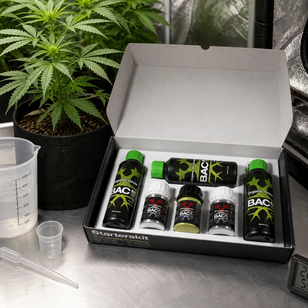 Kit Inicial BAC Orgánico en caja abierta con seis envases, junto a una planta en maceta, una jarra graduada y una pipeta.