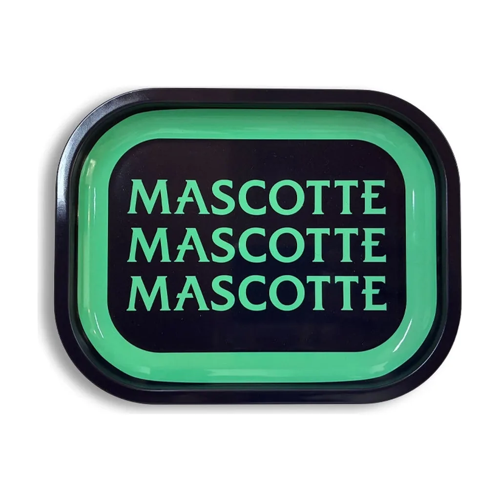 Bandeja Mascotte rectangular con esquinas redondeadas, borde negro, franja verde y logotipo verde repetido sobre fondo negro.