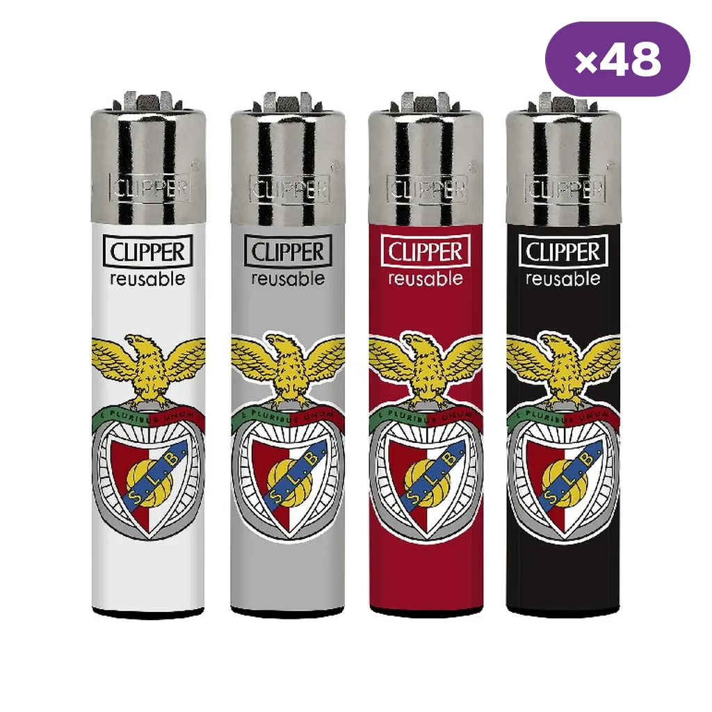 Selección de encendedores Clipper con escudo del Benfica sobre cuerpos blanco, gris, rojo y negro; distintivo de 48 unidades.
