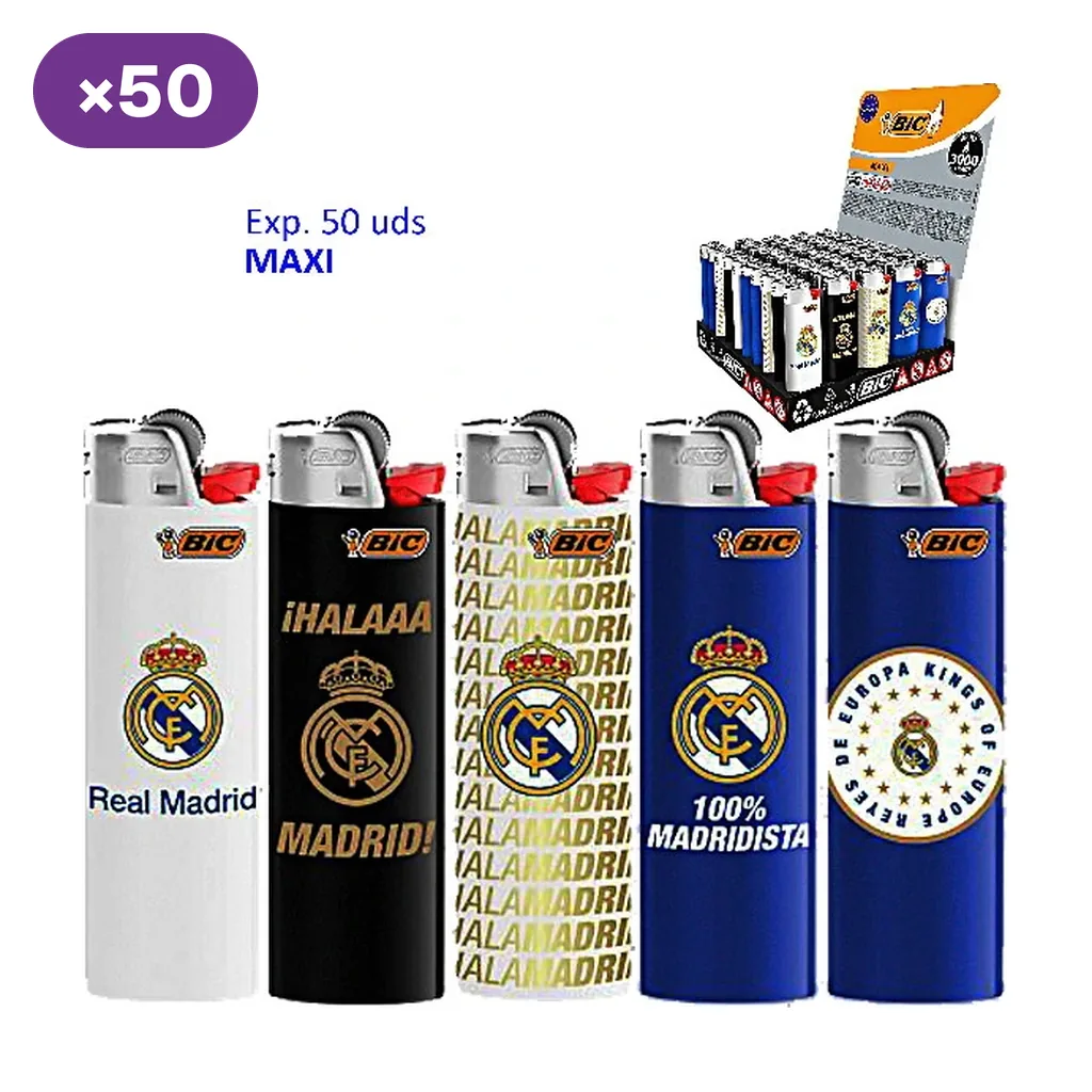 Selección de cinco diseños de encendedores BIC Maxi del Real Madrid, en blanco, negro y azul, junto a un expositor marcado con 50 unidades. Selección de cinco diseños de encendedores BIC Maxi del Real Madrid, en blanco, negro y azul, junto a un expositor marcado con 50 unidades.