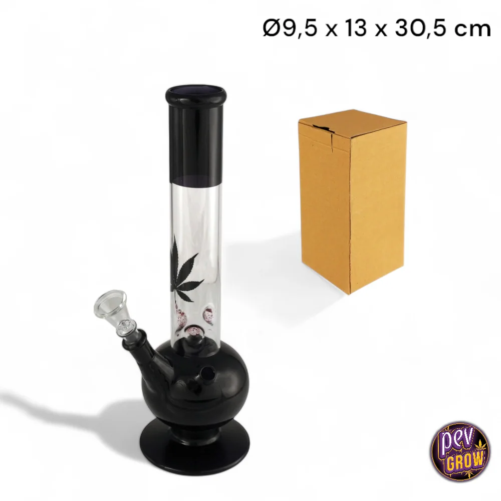 Bong de tubo transparente con hoja de marihuana negra, base redondeada y boquilla negras, junto a una caja de cartón.