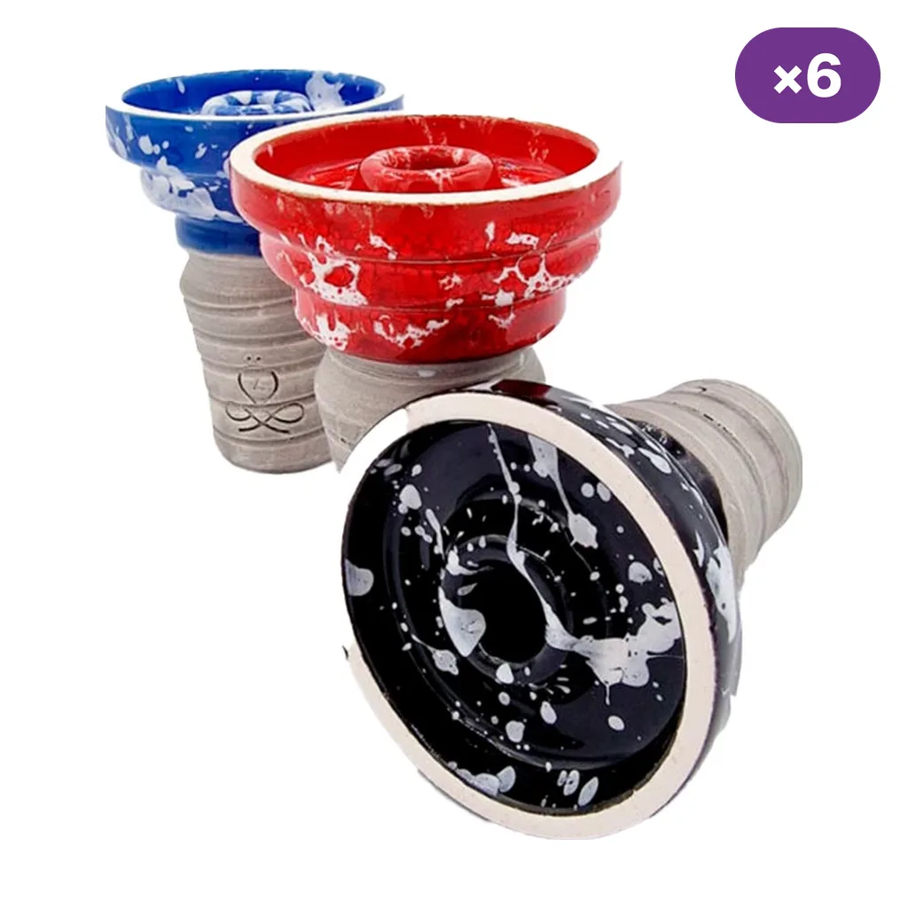 Cazoletas Özgür Z6 Neon Phunnel en azul, rojo y negro, con salpicaduras blancas y base gris; una aparece tumbada mostrando el interior. Cazoletas Özgür Z6 Neon Phunnel en azul, rojo y negro, con salpicaduras blancas y base gris; una aparece tumbada mostrando el interior.