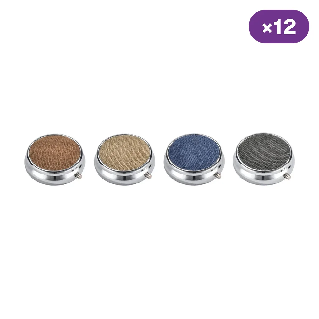 Cuatro modelos de cenicero de bolsillo circular con borde plateado y tapas marrón, beige, azul y gris; distintivo ×12.