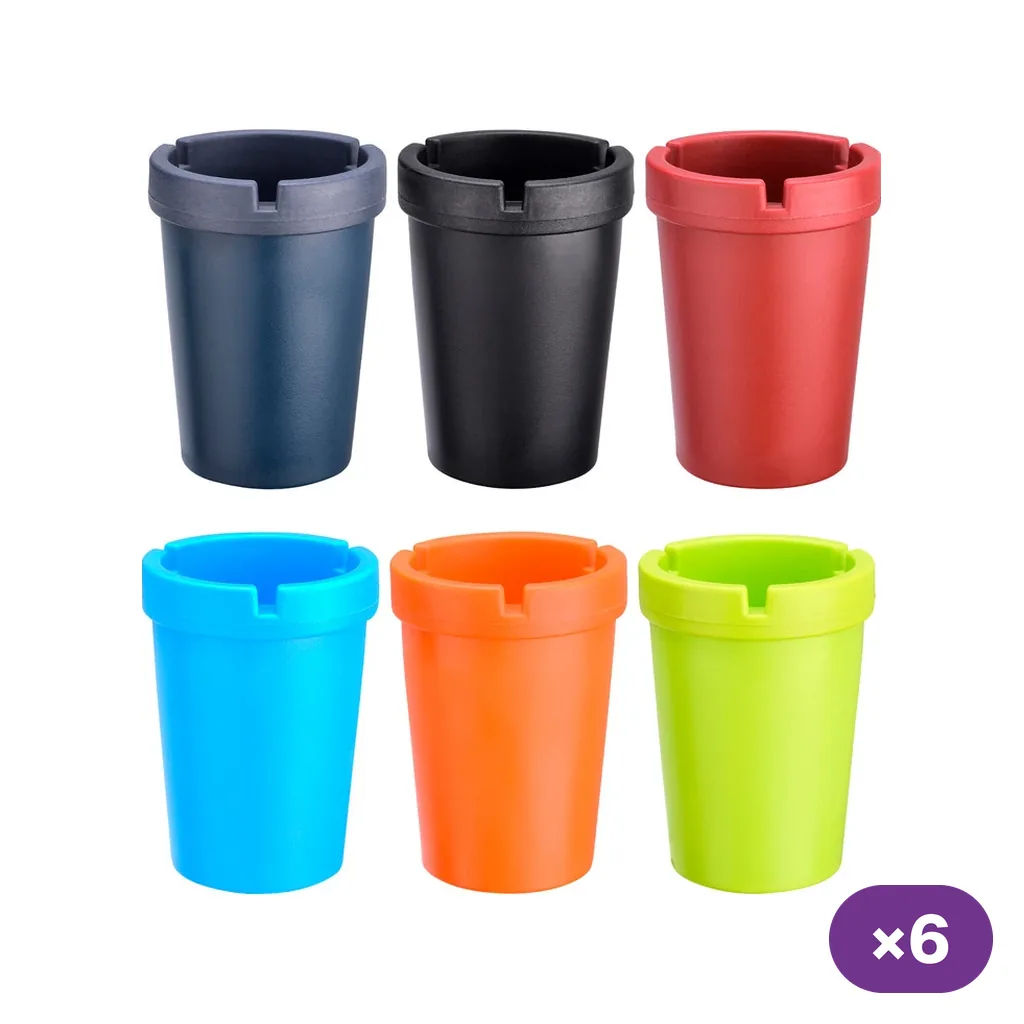 Ceniceros de agua PM Colors en varios colores, con cuerpo cilíndrico y muescas en el borde, dispuestos en dos filas; distintivo «×6».