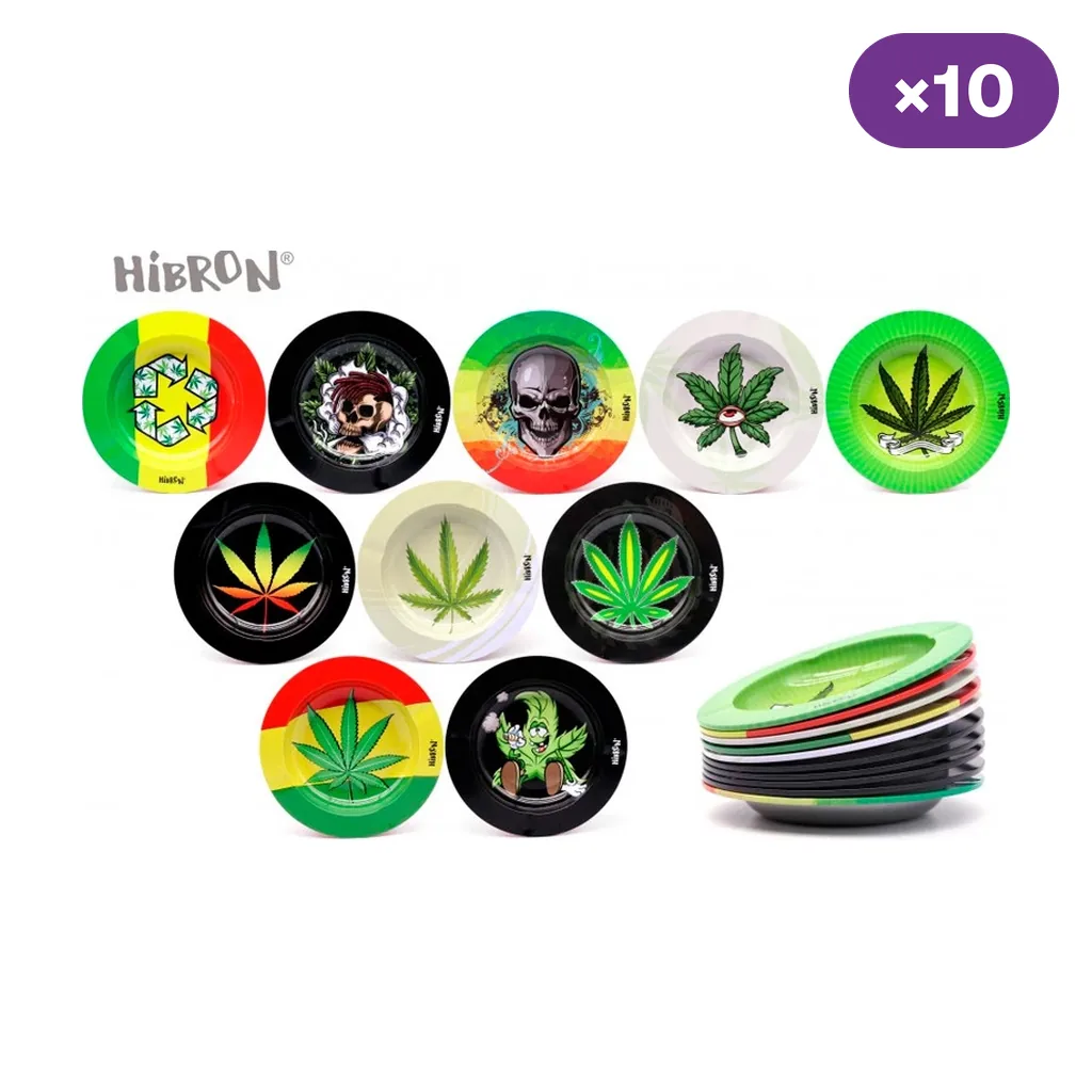 Selección de ceniceros Hibron con motivos de hojas de cannabis y calaveras, junto a varias unidades apiladas y el rótulo por diez.