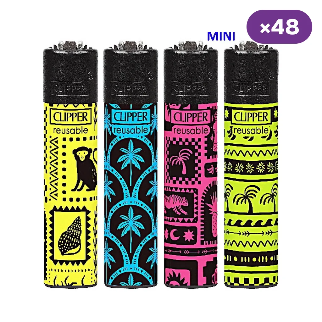 Cuatro diseños de encendedor Clipper Mini en amarillo, azul, rosa y verde, con motivos tropicales negros y rótulo de caja de 48.