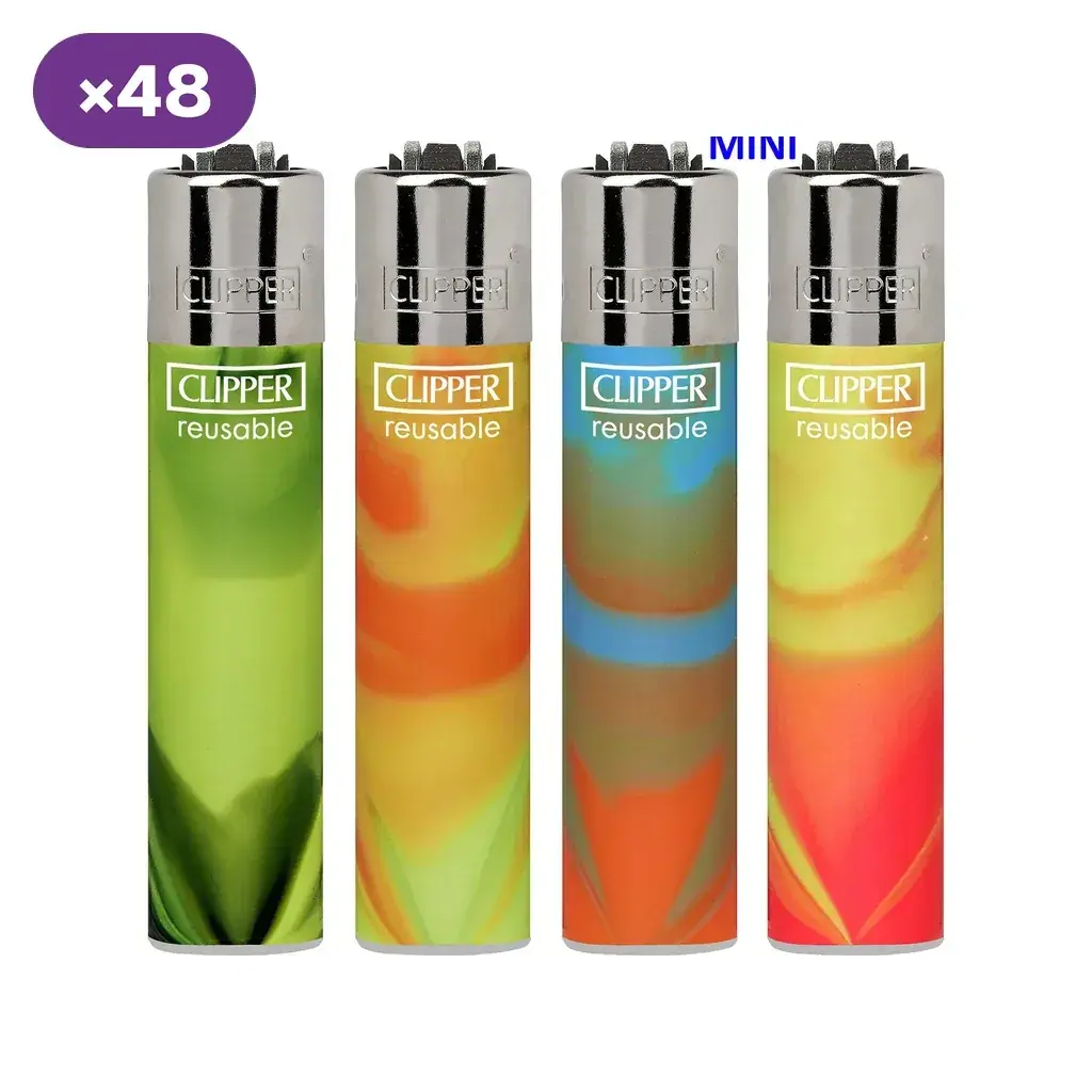 Selección de encendedores Clipper Mini Nebula Mix 6 con diseños multicolores, cabezales plateados y rótulos «MINI» y «×48». Selección de encendedores Clipper Mini Nebula Mix 6 con diseños multicolores, cabezales plateados y rótulos «MINI» y «×48».