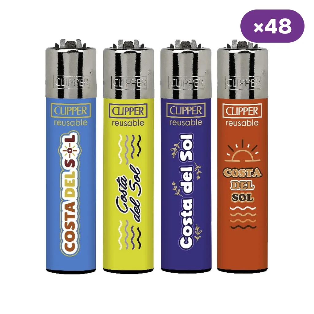 Encendedores Clipper Costa del Sol en varios diseños azules, amarillos, morados y naranjas, con texto decorativo y distintivo ×48.
