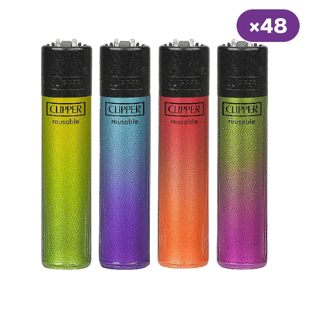 Selección de encendedores Clipper Crystal Gradient con cuerpos de distintos colores degradados, cabezales negros y distintivo de 48 unidades.