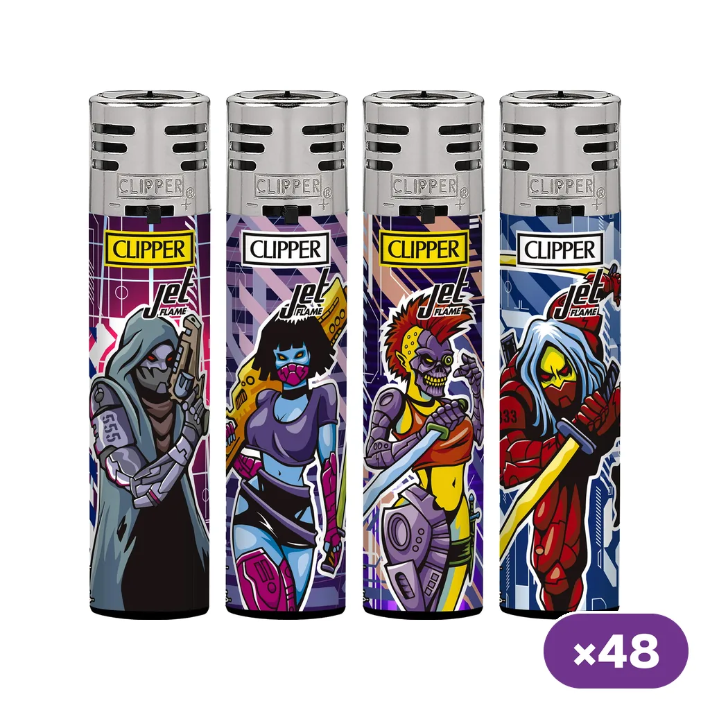 Cuatro modelos de encendedor Clipper Jet Flame con ilustraciones de cíborgs en distintos colores y distintivo ×48.