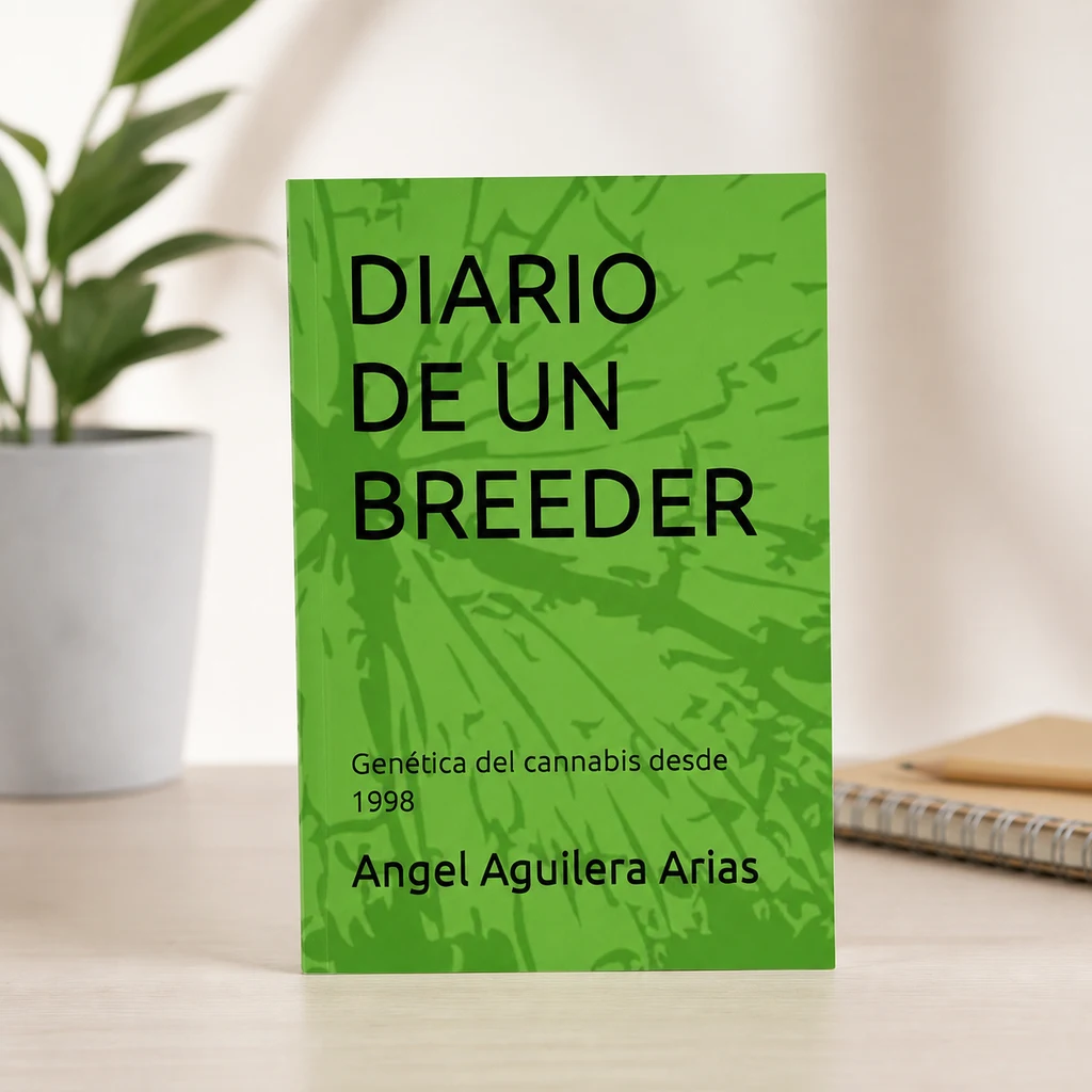 Libro verde sobre una mesa, con el título «Diario de un breeder», el subtítulo «Genética del cannabis desde 1998» y el autor Ángel Aguilera Arias. Libro verde sobre una mesa, con el título «Diario de un breeder», el subtítulo «Genética del cannabis desde 1998» y el autor Ángel Aguilera Arias.