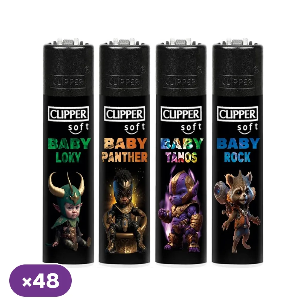 Selección de encendedores negros Clipper Baby Super Heroes 2 con distintos personajes infantiles y un distintivo que indica 48 unidades.