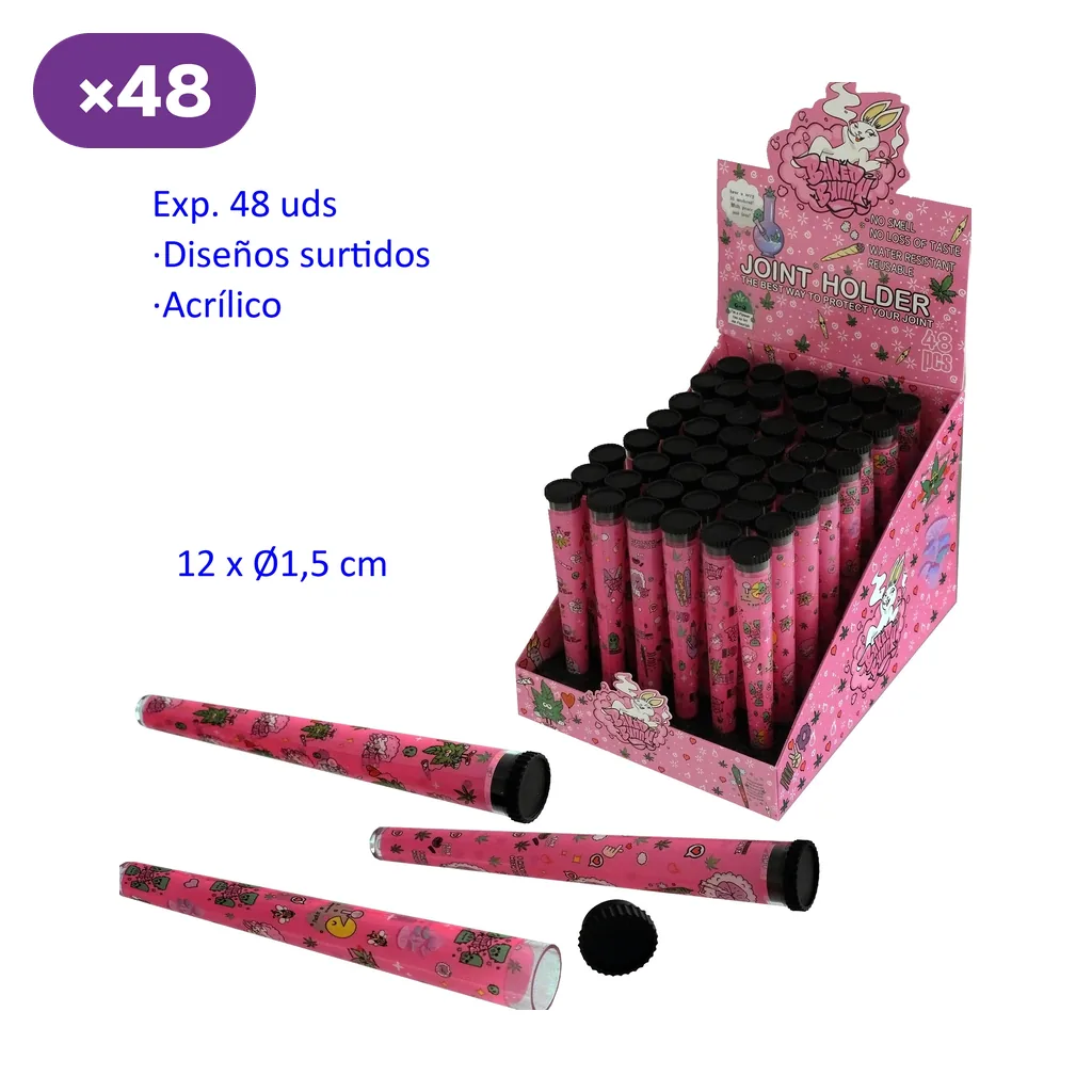 Expositor rosa rotulado con 48 unidades de tubos para cigarros decorados, con tapas negras; varios tubos delante y uno abierto. Expositor rosa rotulado con 48 unidades de tubos para cigarros decorados, con tapas negras; varios tubos delante y uno abierto.