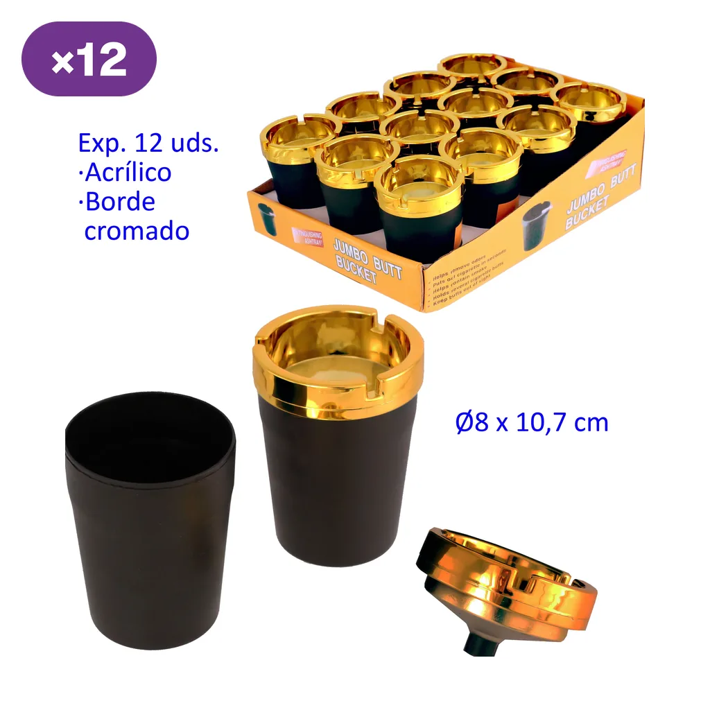 Cenicero negro para coche con borde dorado, mostrado montado y desmontado junto a un expositor con varias unidades.