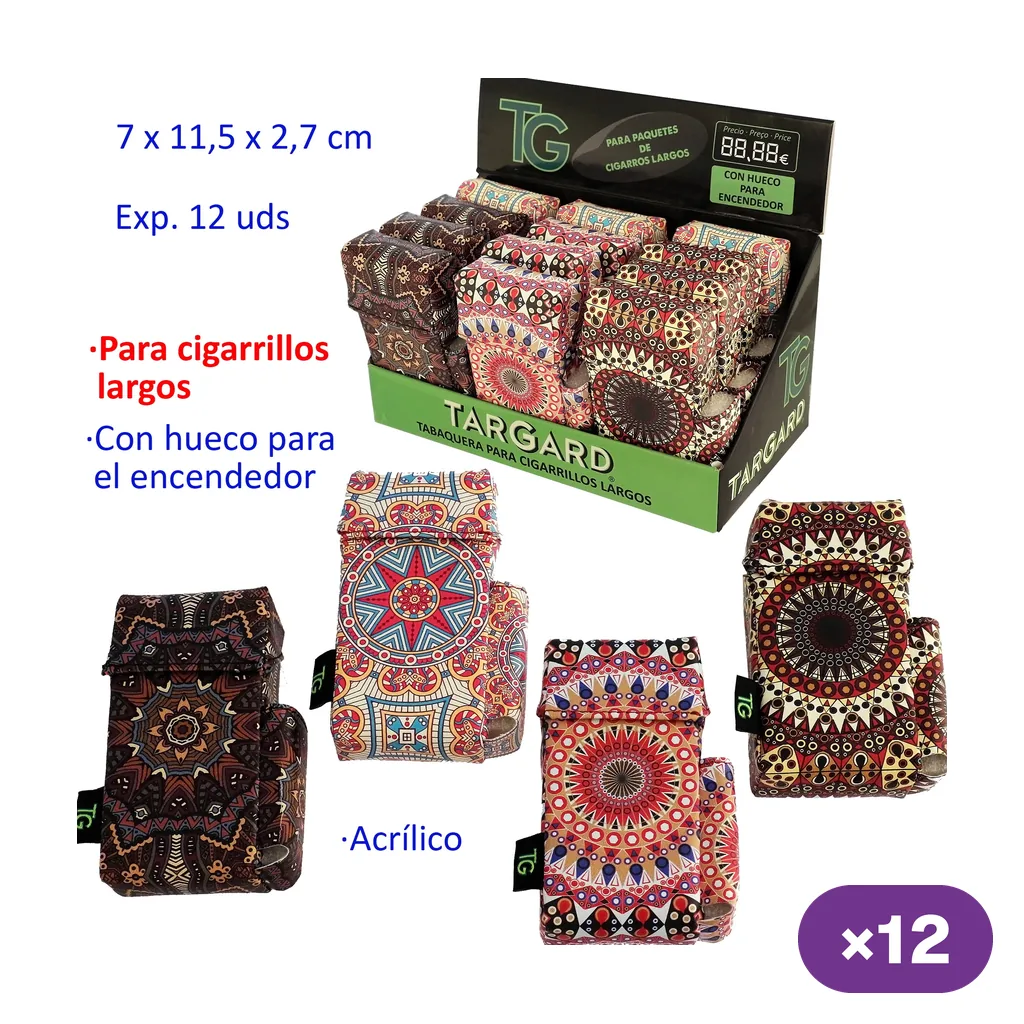 Selección de tabaqueras TG con distintos estampados de mandalas y bolsillo lateral para encendedor, junto a una caja expositora. Selección de tabaqueras TG con distintos estampados de mandalas y bolsillo lateral para encendedor, junto a una caja expositora.