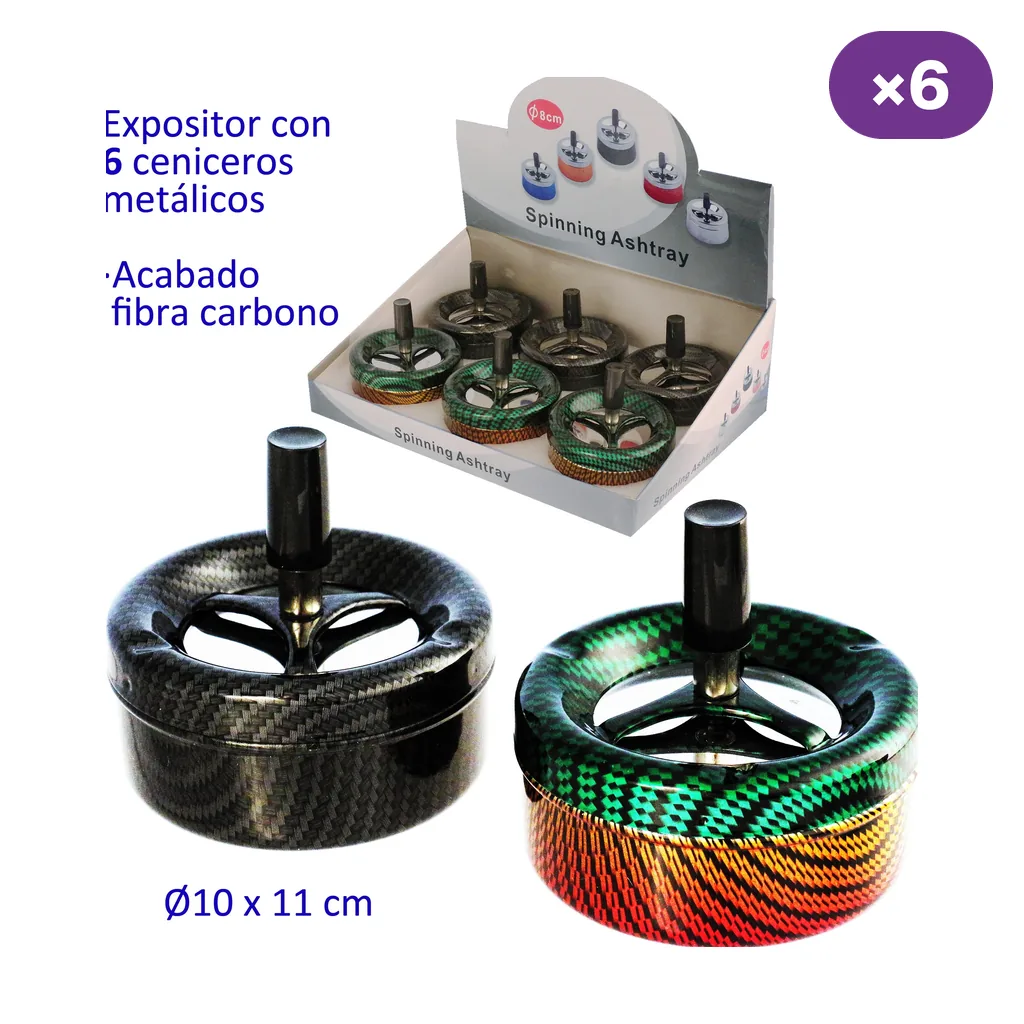 Ceniceros metálicos redondos con pulsador central y acabado de trama, en negro y multicolor, junto a un expositor con varias unidades.