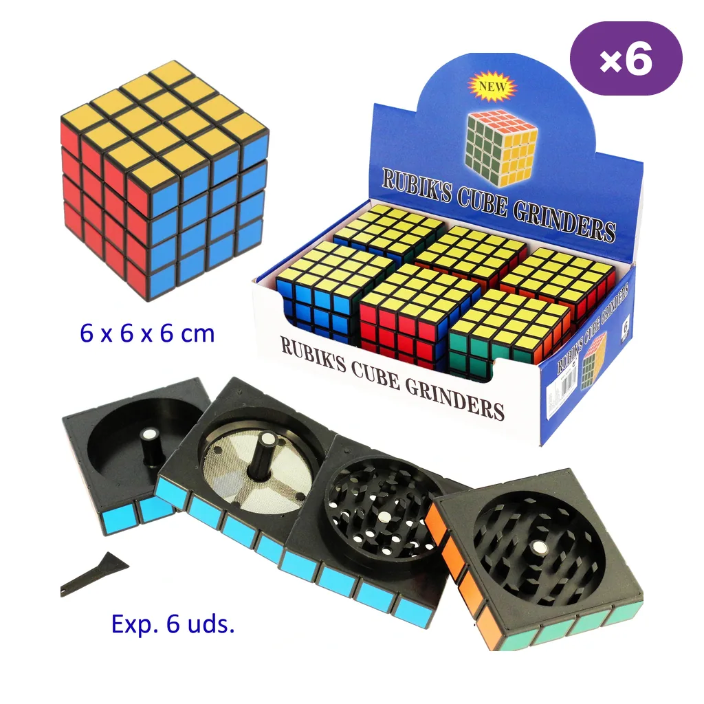 Grinders con diseño de cubo multicolor en expositor de seis unidades, con un cubo cerrado y otro desmontado que muestra dientes y tamiz.
