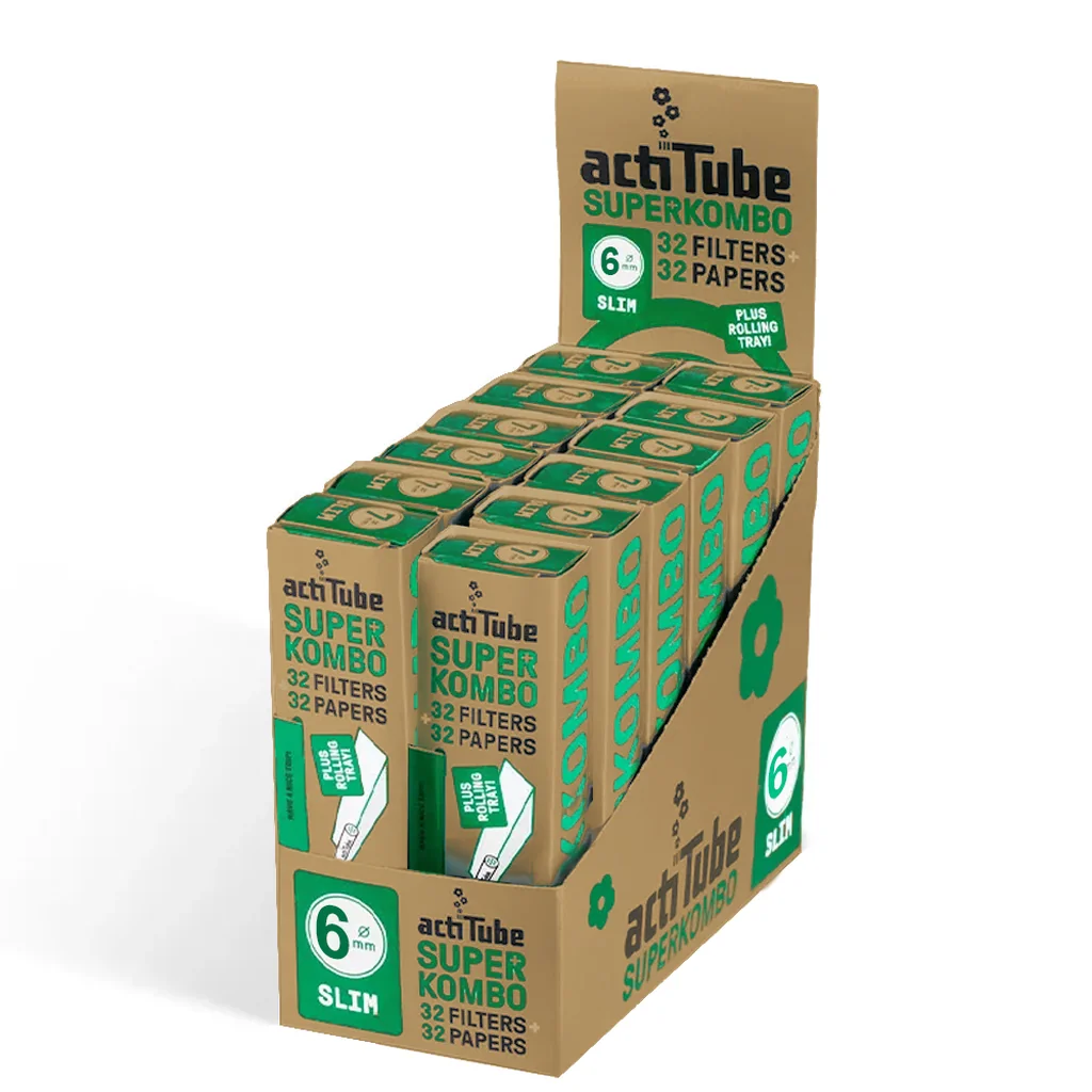 Expositor ActiTube Super Kombo con cajas marrones y verdes; las etiquetas indican 6 mm, 32 filtros y 32 papeles.