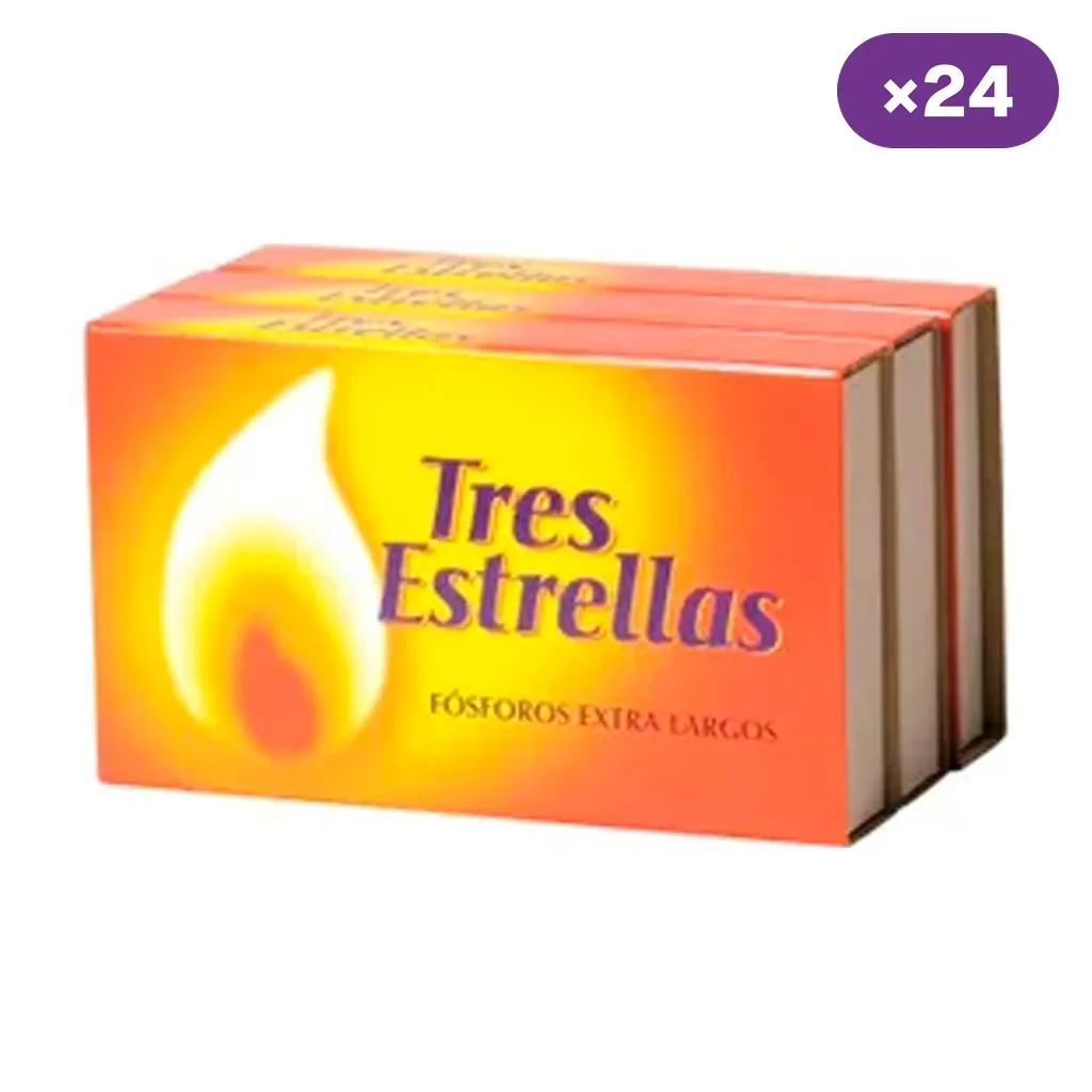 Cajas de fósforos extralargos Tres Estrellas, con diseño naranja y amarillo y una llama blanca, junto a un distintivo de 24 unidades.