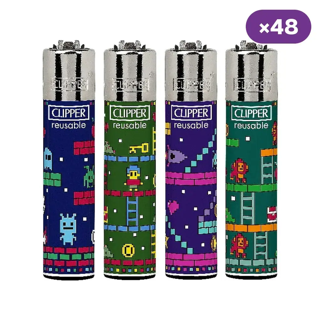 Selección de encendedores Clipper Insert Coins con distintos diseños de videojuegos pixelados y distintivo de 48 unidades.