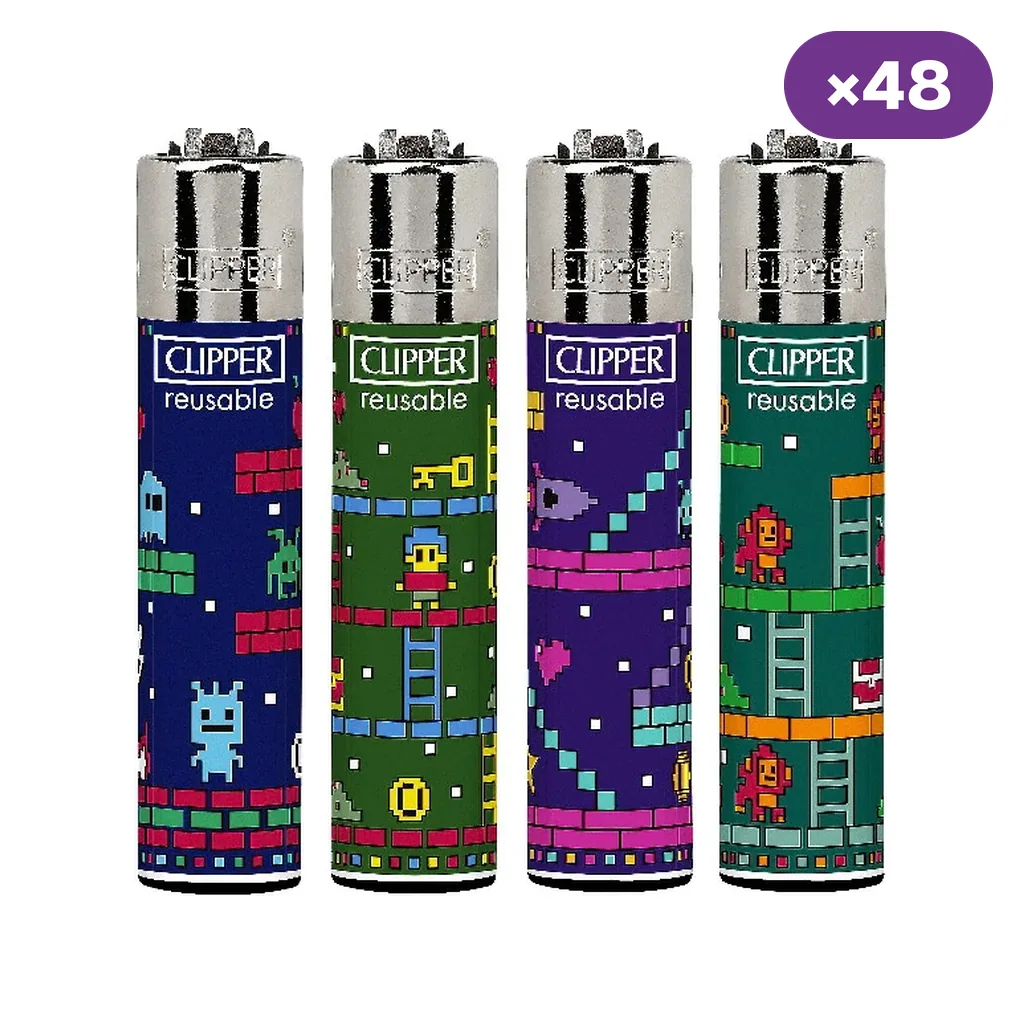 Selección de encendedores Clipper Insert Coins con distintos diseños de videojuegos pixelados y distintivo de 48 unidades.