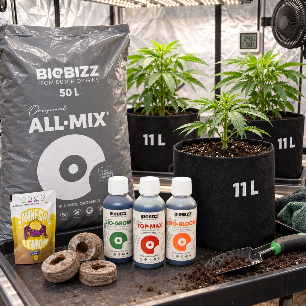 Botes Biobizz Bio-Grow, Top-Max y Bio-Bloom junto a un saco All-Mix, discos de siembra y plantas en macetas dentro de un armario. Botes Biobizz Bio-Grow, Top-Max y Bio-Bloom junto a un saco All-Mix, discos de siembra y plantas en macetas dentro de un armario.