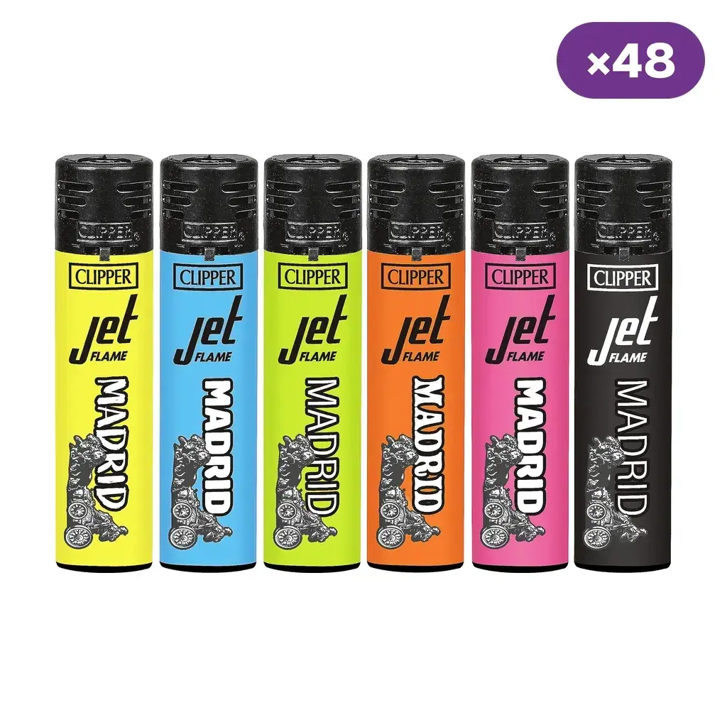 Encendedores Clipper Jet Flame de varios colores, con cabezales negros y diseños de Madrid; rótulo de 48 unidades.