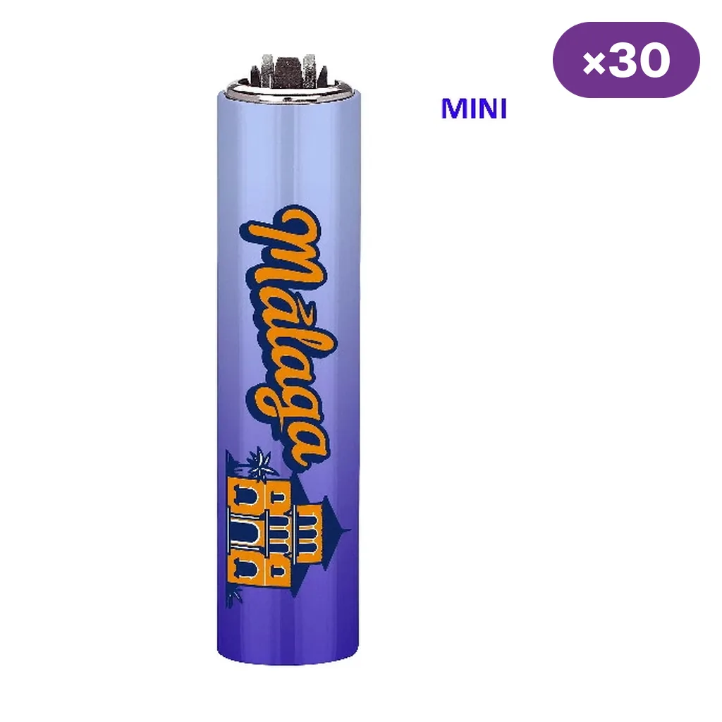 Encendedor Mini Clipper Málaga con cuerpo violeta, letras naranjas y dibujo de un edificio, sobre fondo blanco.