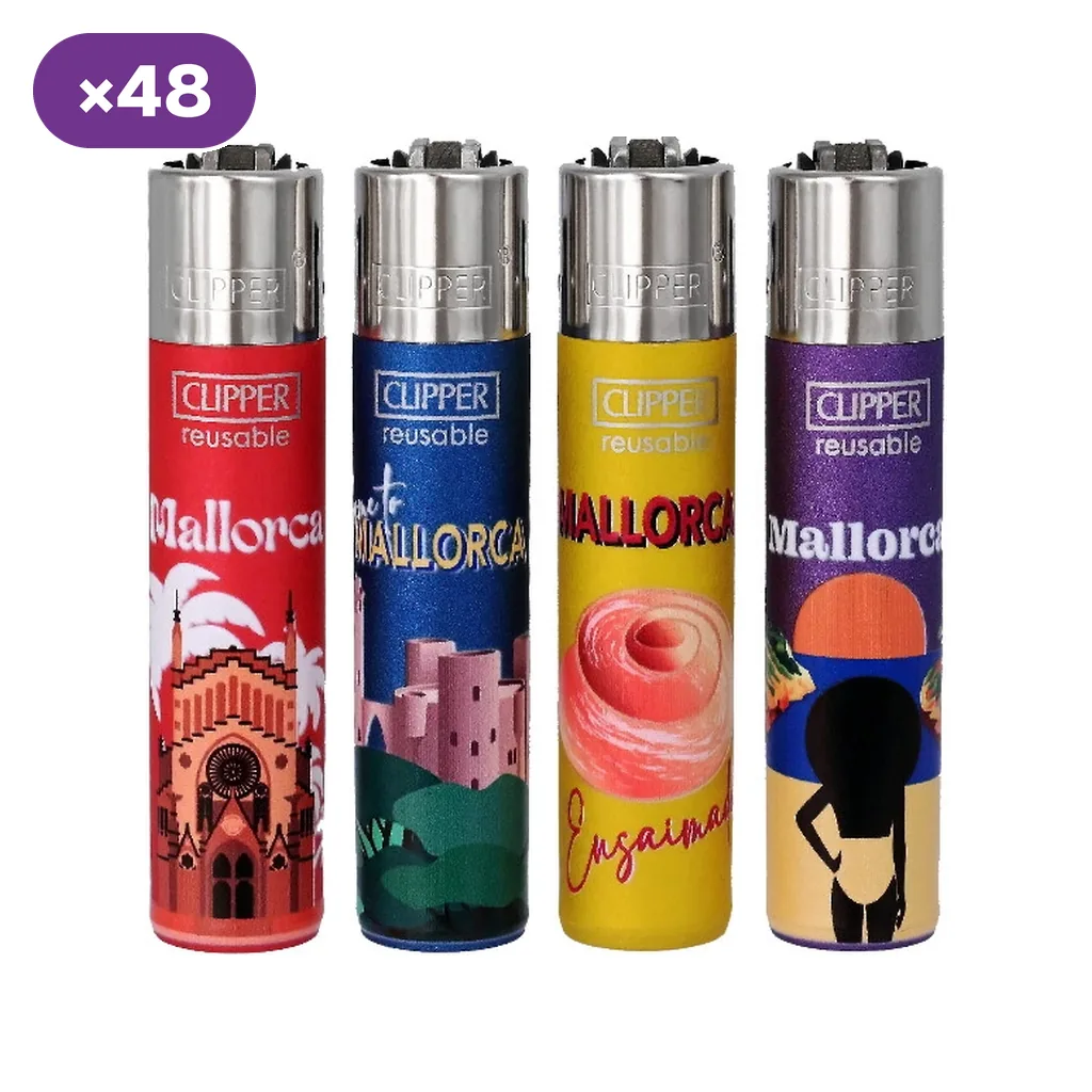 Selección de encendedores Clipper Mallorca con acabados rojo, azul, amarillo y morado, motivos de la isla y distintivo de 48 unidades.