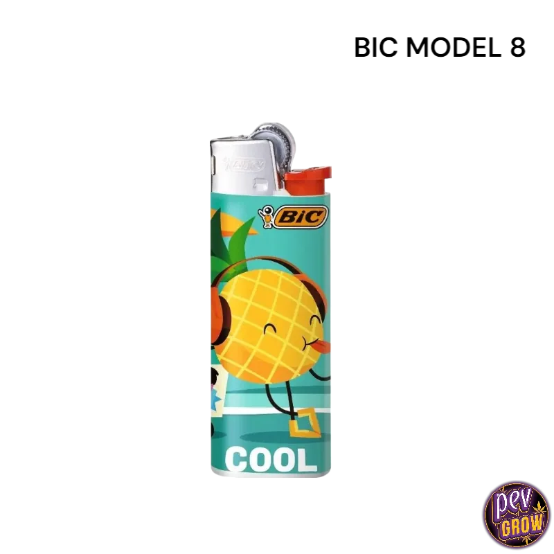 Encendedor BIC Mini Cool turquesa con una piña dibujada con auriculares, pulsador rojo y texto «COOL», sobre fondo negro.