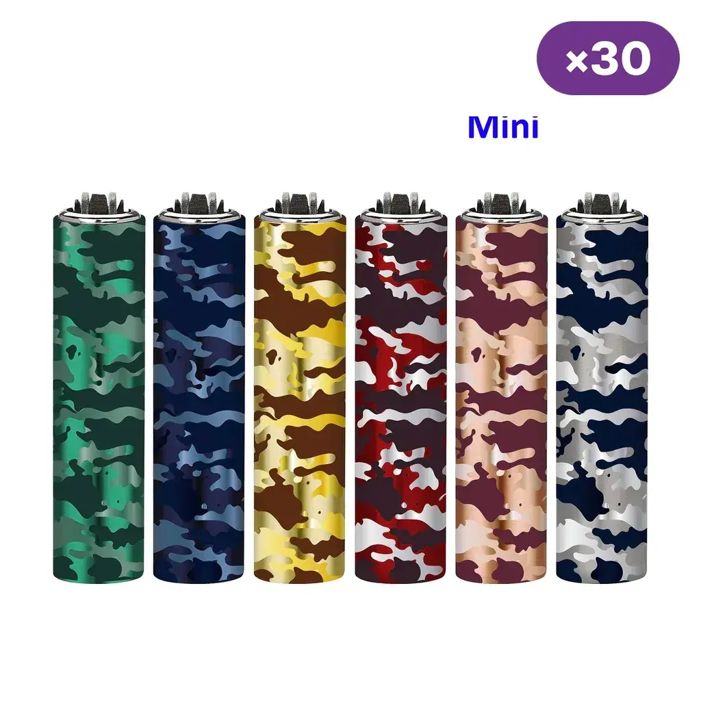 Selección de encendedores Mini Clipper Metalcamo con estampados de camuflaje en distintos colores, bajo los rótulos Mini y ×30.