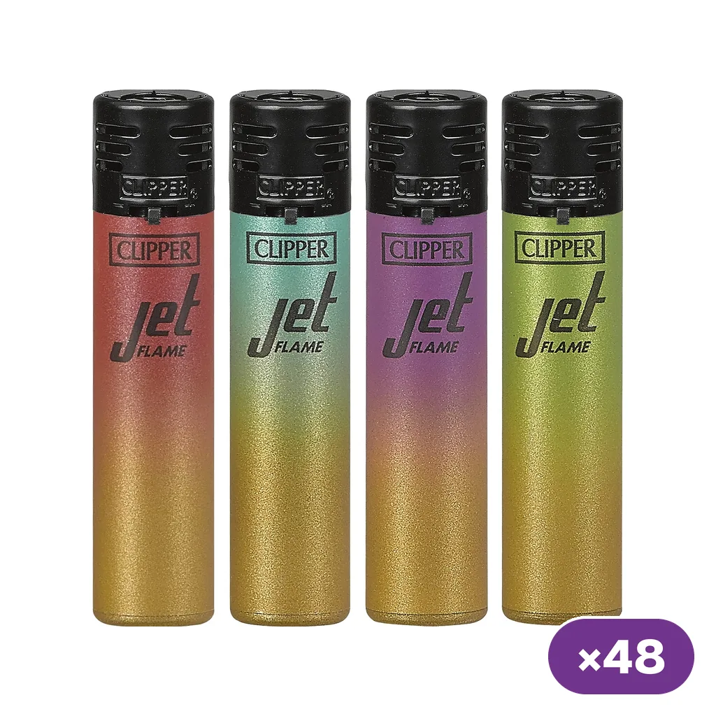 Selección de encendedores Clipper Jet Flame con cabezal negro y cuerpos de acabado metálico en distintos degradados hacia dorado.