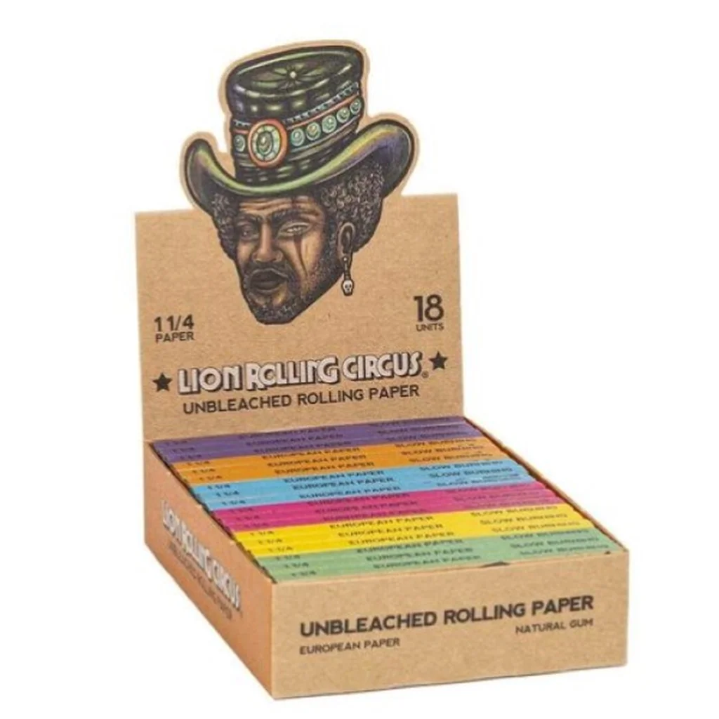 Expositor de papel de liar Lion Rolling Circus Natural con libritos de colores y una ilustración de un personaje con sombrero de copa.
