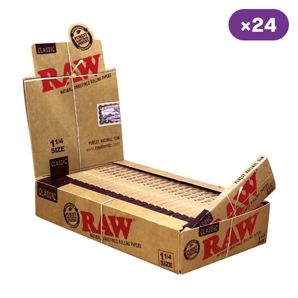 Caja expositora abierta de papel RAW Classic 1 1/4 con varios libritos en envases marrones y distintivo de 24 unidades.