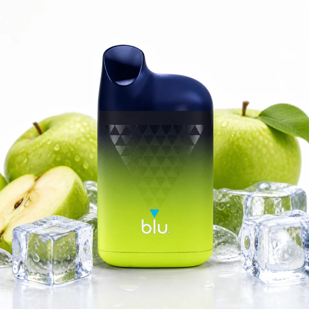 Vaper Blu Box Apple Ice con degradado de azul oscuro a verde y dibujo triangular, rodeado de manzanas verdes y cubitos de hielo.