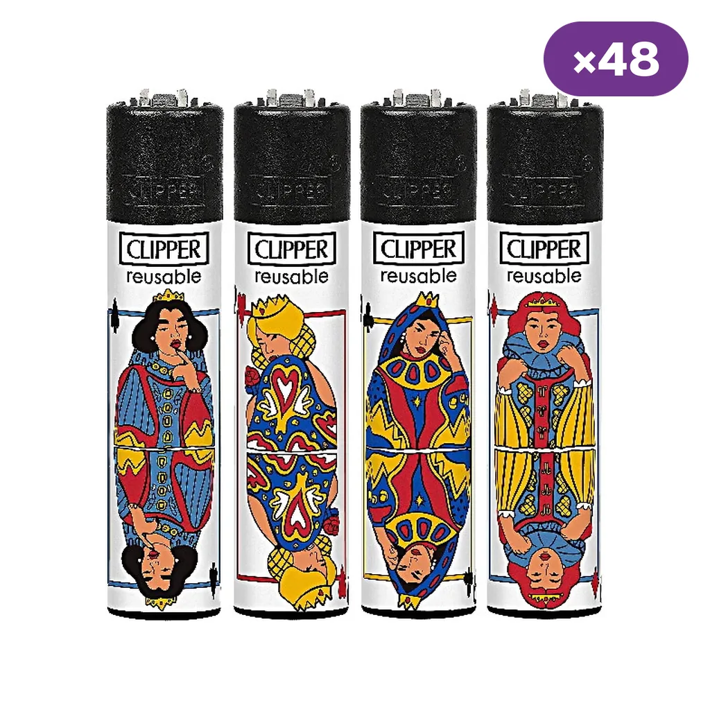 Selección de encendedores Clipper Poker Games 2 con distintas figuras de cartas, cuerpos blancos y cabezales negros; distintivo de 48 unidades.