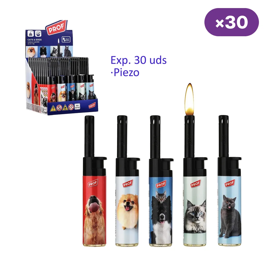 Encendedores piezo Prof Cats & Dogs con cuello largo y estampados de perros y gatos, junto a un expositor rotulado con 30 unidades.