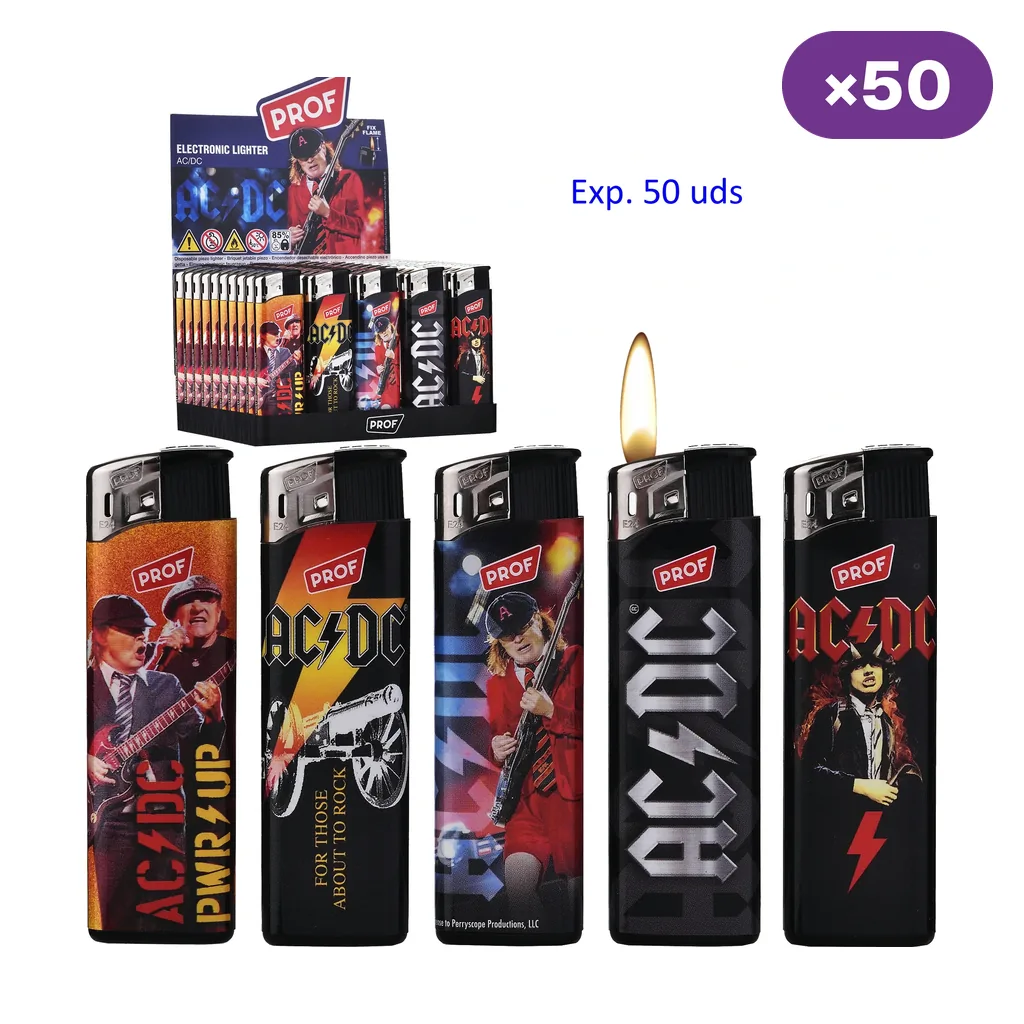 Cinco encendedores Prof con distintos diseños de AC/DC, uno con llama representada, y un expositor al fondo con indicación de 50 unidades. Cinco encendedores Prof con distintos diseños de AC/DC, uno con llama representada, y un expositor al fondo con indicación de 50 unidades.
