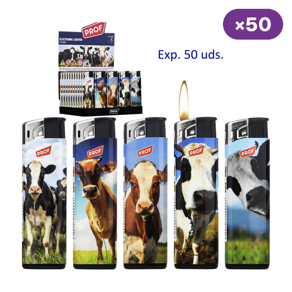 Cinco diseños de encendedores Prof Cows con fotografías de vacas, uno con llama, junto a un expositor rotulado de 50 unidades.