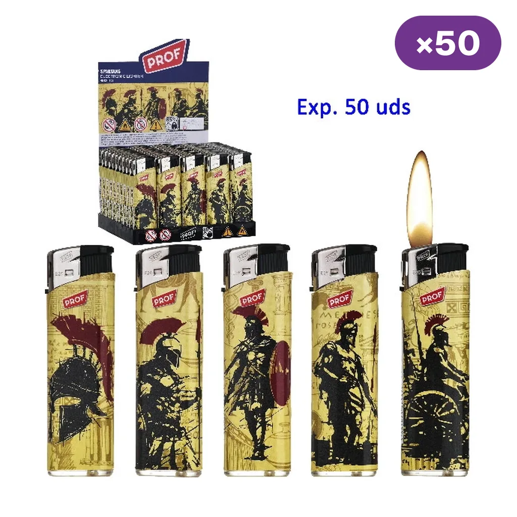 Selección de encendedores Prof Spartans con distintos guerreros sobre fondo dorado, uno con llama representada, y expositor rotulado con 50 unidades.