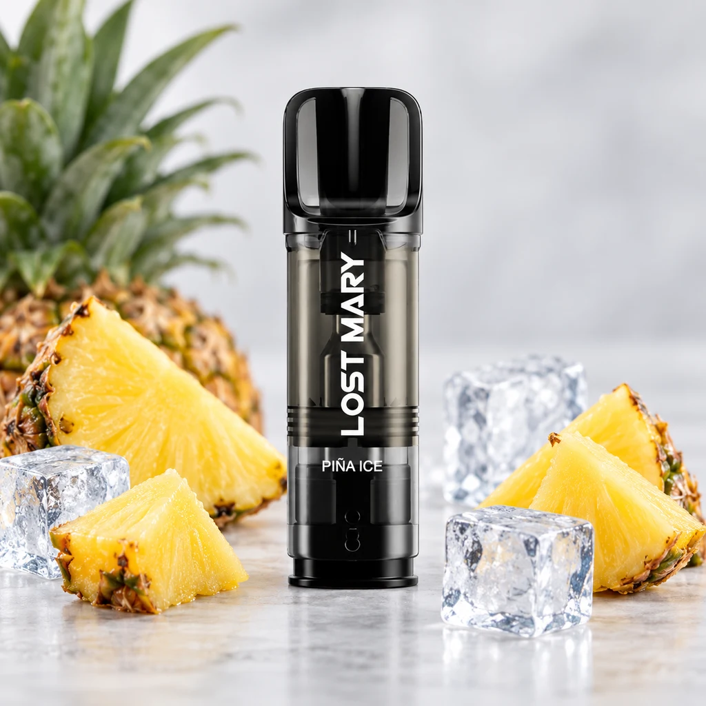 Escena generada de un dispositivo negro Lost Mary con el texto «PIÑA ICE», rodeado de trozos de piña y cubitos de hielo.