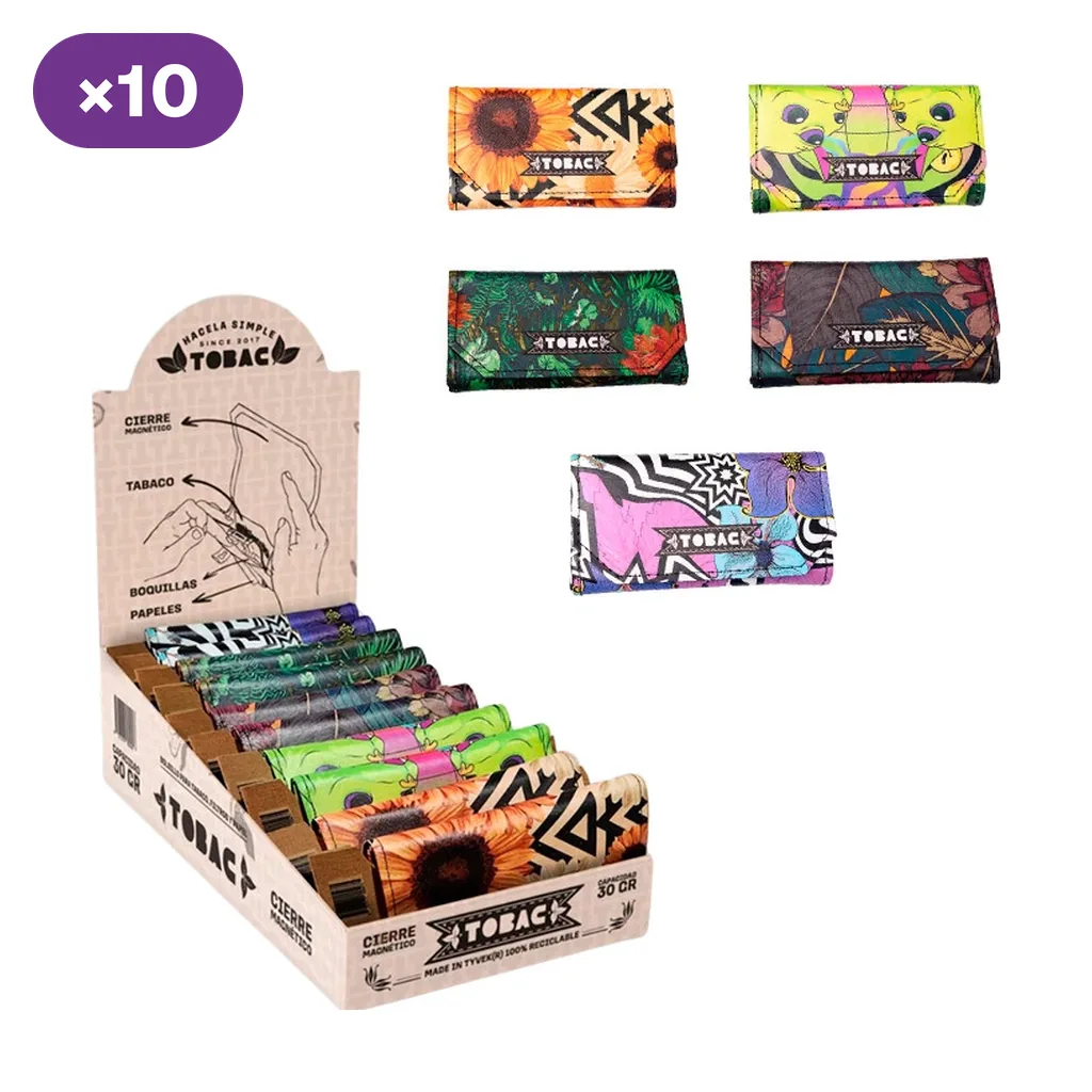 Selección de tabaqueras Tobac con estampados florales, tropicales y geométricos, junto a una caja expositora y el distintivo de 10 unidades.