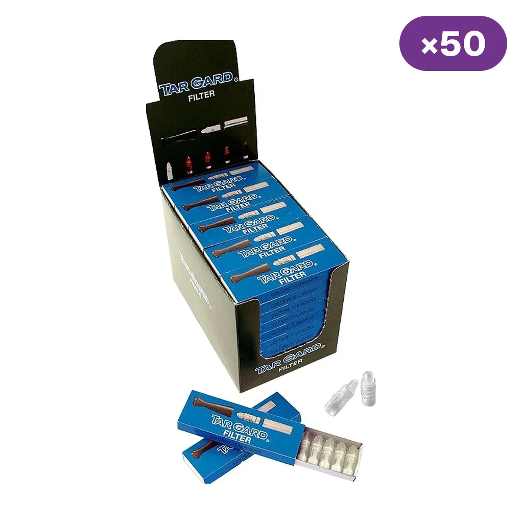 Expositor Tar Gard con estuches azules de filtros, uno abierto con unidades visibles y filtros sueltos; distintivo «×50».