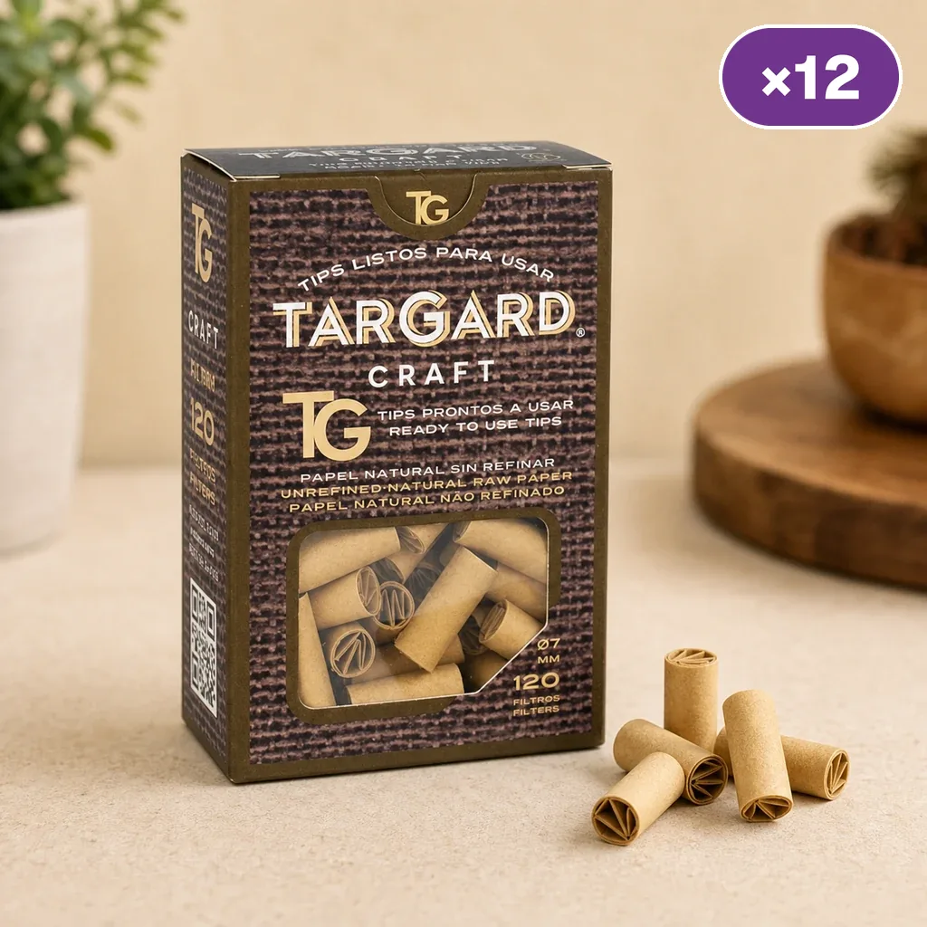 Caja Tar Gard Craft con ventana y rótulo de 120 filtros, varios filtros preenrollados de cartón delante y distintivo «×12» en la esquina superior.