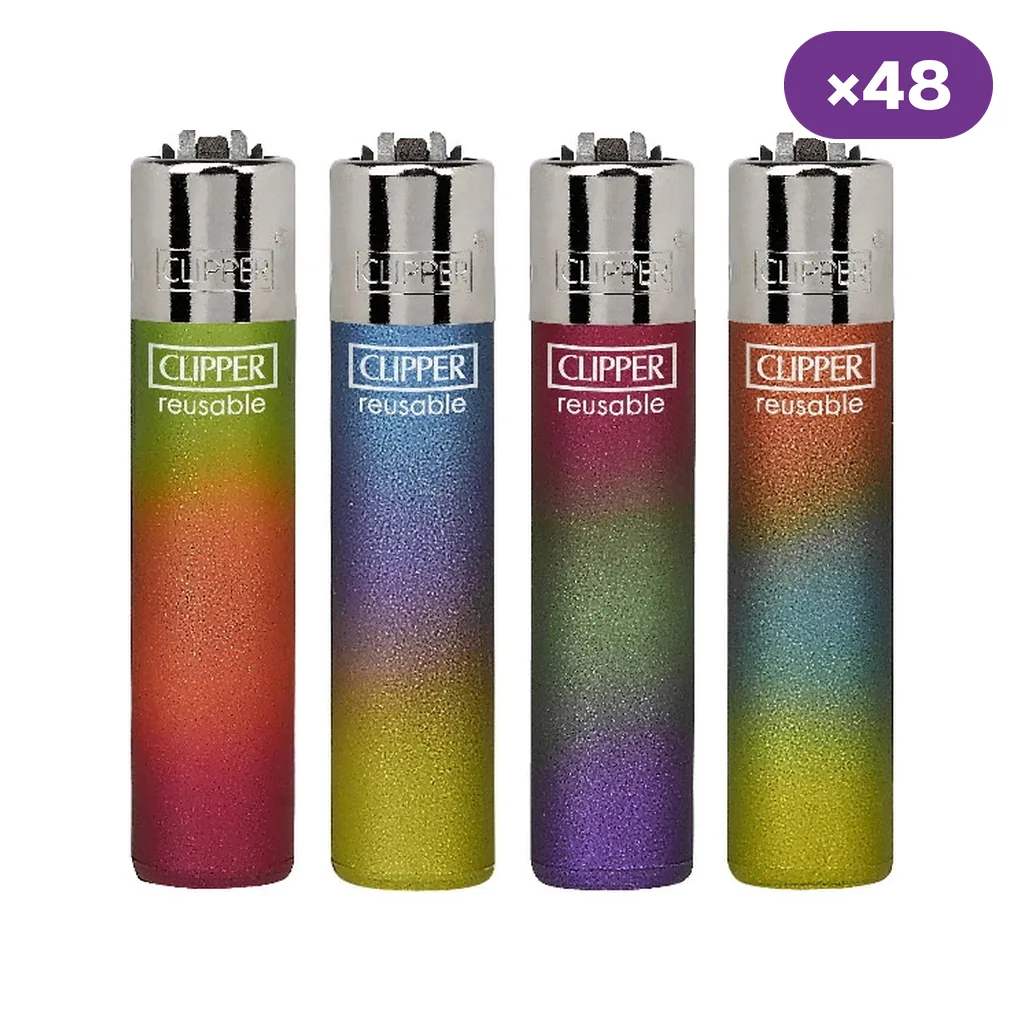 Selección de encendedores Clipper Triple Gradient 2 con distintos degradados multicolor y cabezales plateados; distintivo de 48 unidades.