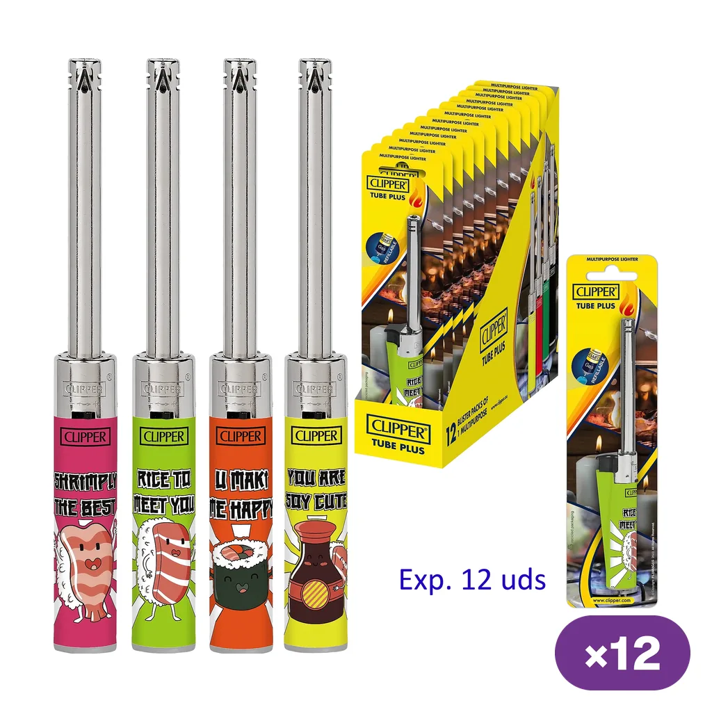 Encendedores Clipper Tube Plus con tubo largo plateado y distintos diseños de sushi, junto a un expositor y un blíster.