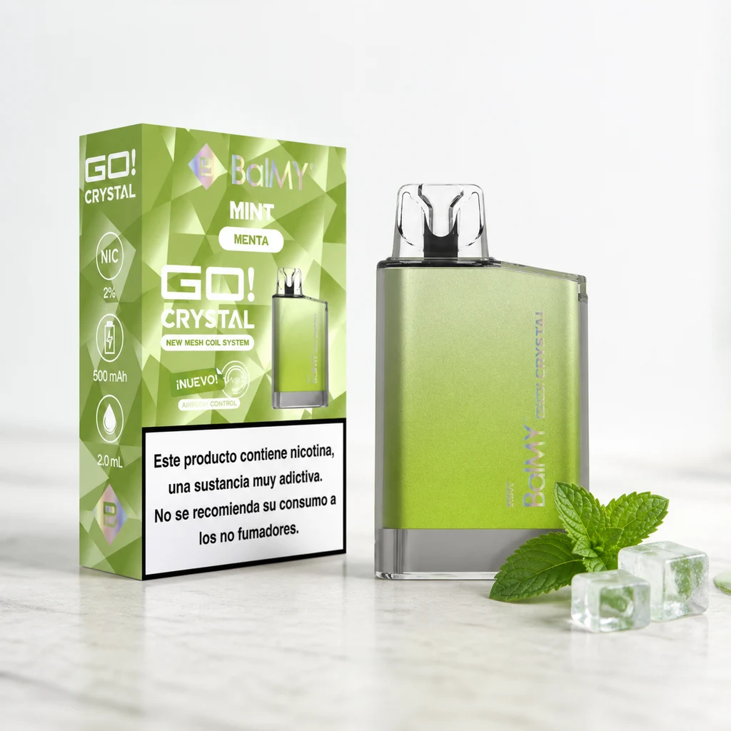 Vaper Balmy Go Crystal Mint verde con boquilla transparente, junto a su caja con advertencia sobre nicotina, hojas de menta y cubitos de hielo.